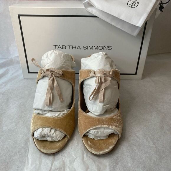 New with box Tabitha Simmons blush velvet peep toe heels size 37 6.5 AND 39 8.5 - Picture 8 of 14